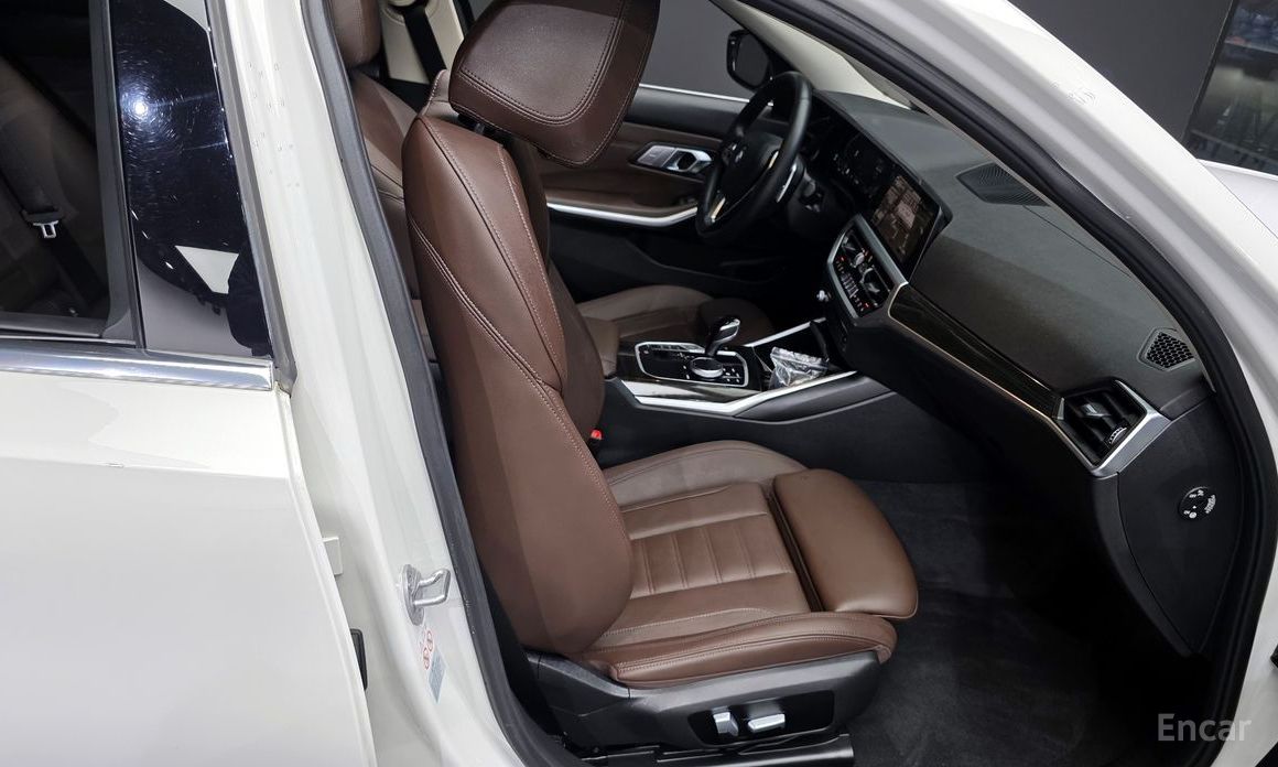 2022 BMW 3 серии VII (G2x) 320i Luxury с пробегом 23 237 км