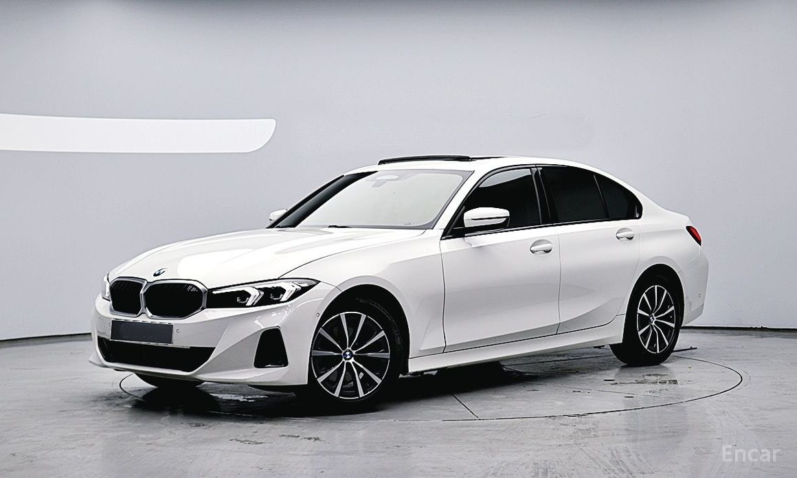 2023 BMW 3 серии VII (G2x) 320i с пробегом 25 508 км