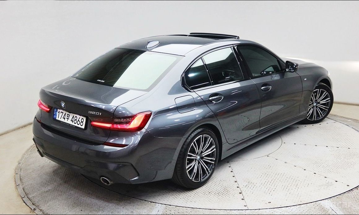 2021 BMW 3 серии VII (G2x) 320i M Sport с пробегом 30 882 км