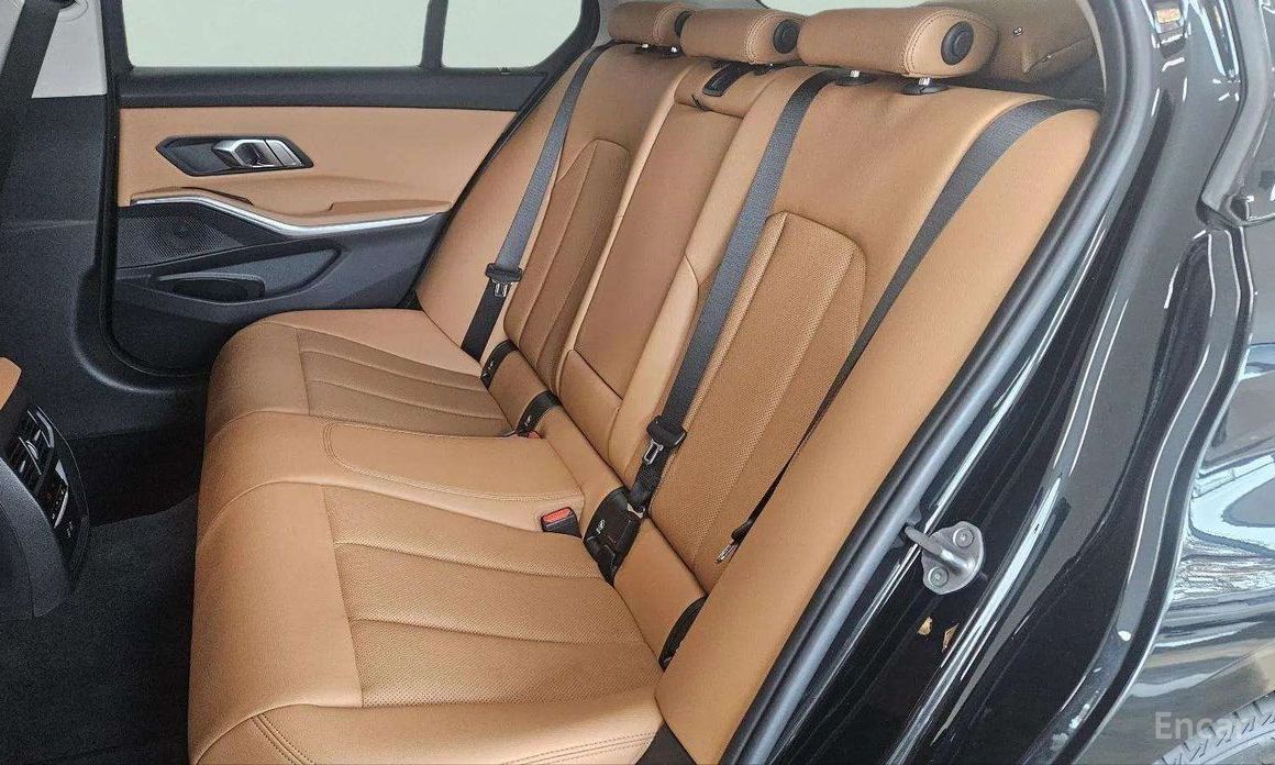 2023 BMW 3 серии VII (G2x) 320i с пробегом 37 600 км