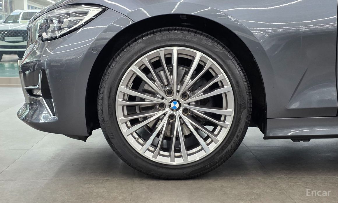 2021 BMW 3 серии VII (G2x) 320i Touring Luxury с пробегом 61 075 км