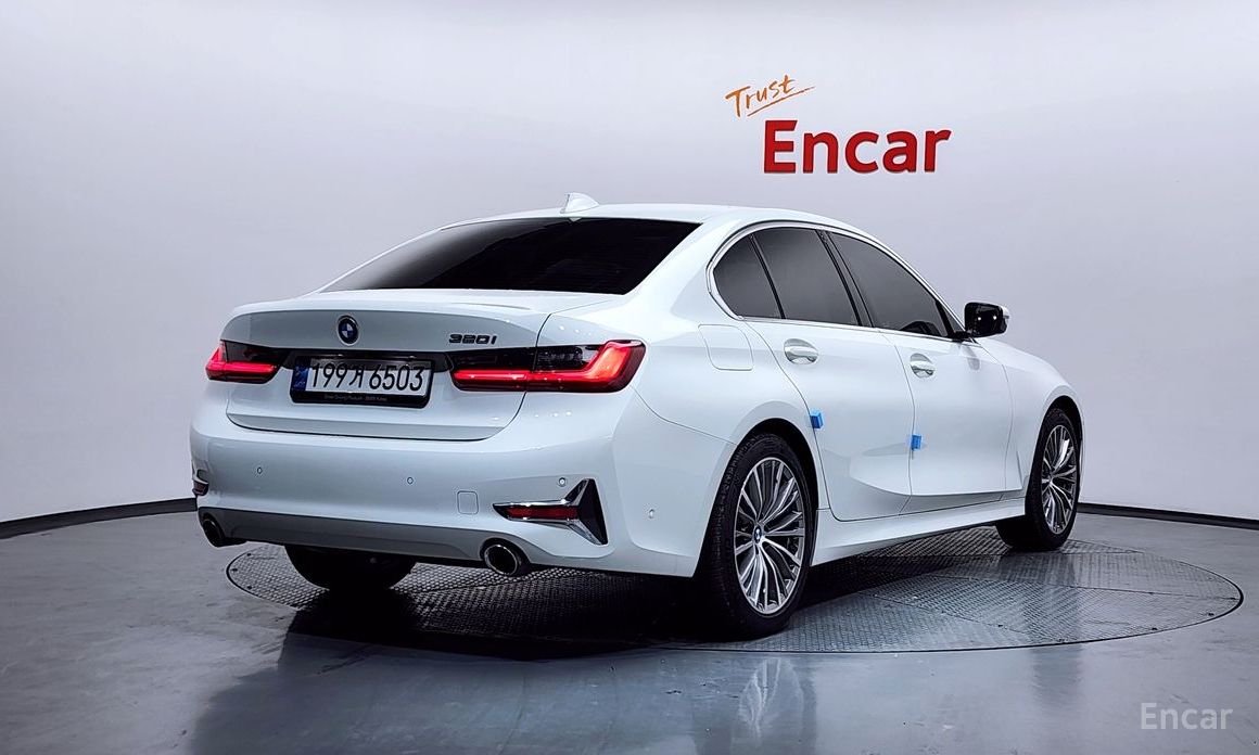 2022 BMW 3 серии VII (G2x) 320i Luxury с пробегом 43 286 км