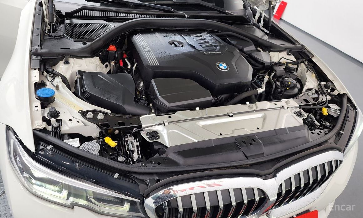 2022 BMW 3 серии VII (G2x) 320i Luxury с пробегом 43 286 км