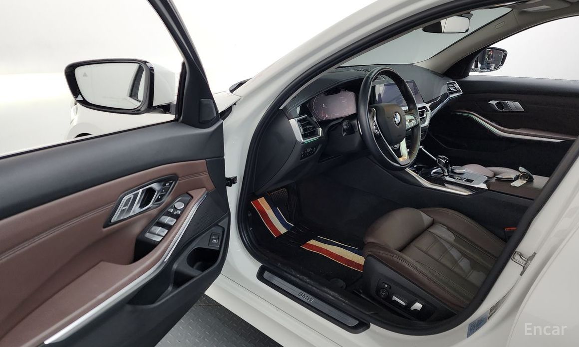 2022 BMW 3 серии VII (G2x) 320i Luxury с пробегом 43 286 км