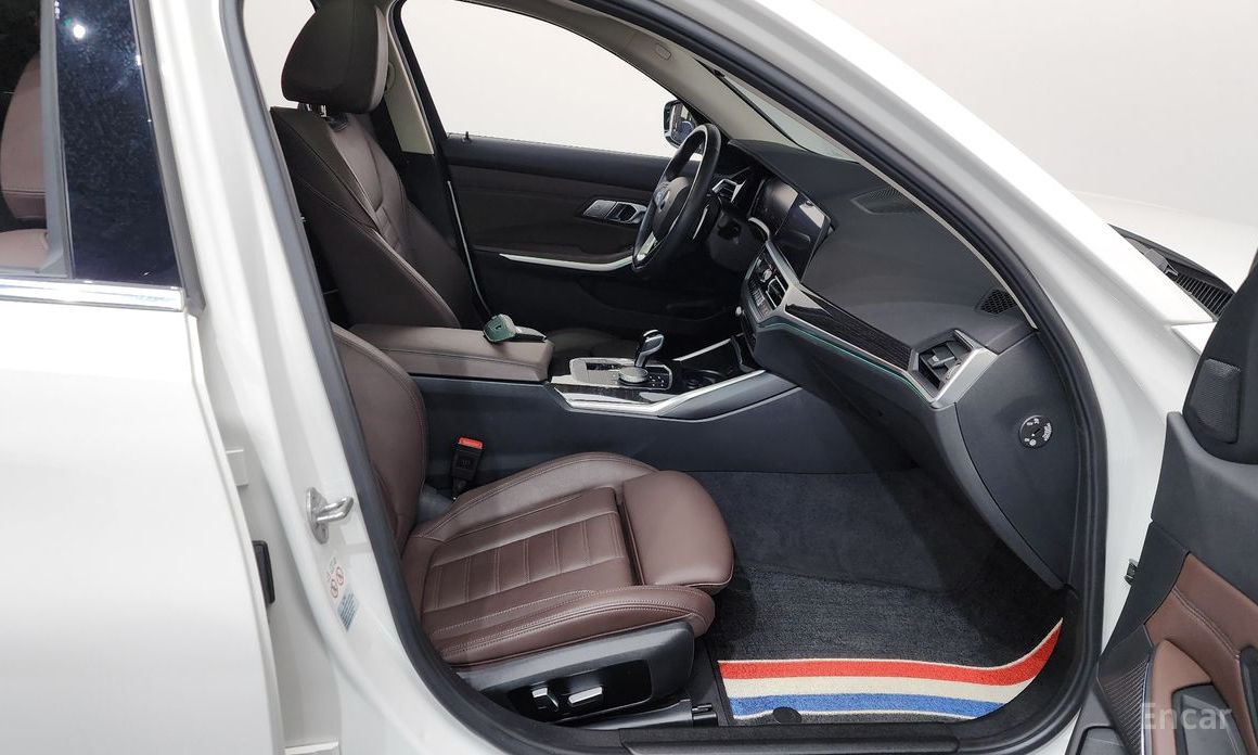 2022 BMW 3 серии VII (G2x) 320i Luxury с пробегом 43 286 км