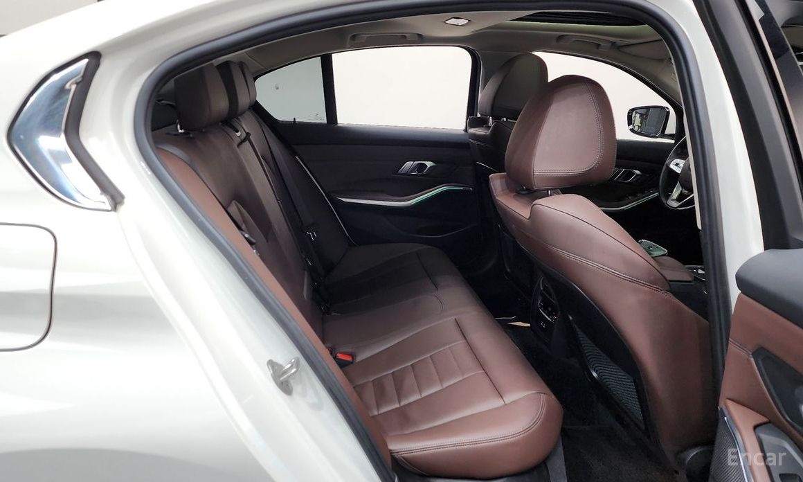 2022 BMW 3 серии VII (G2x) 320i Luxury с пробегом 43 286 км