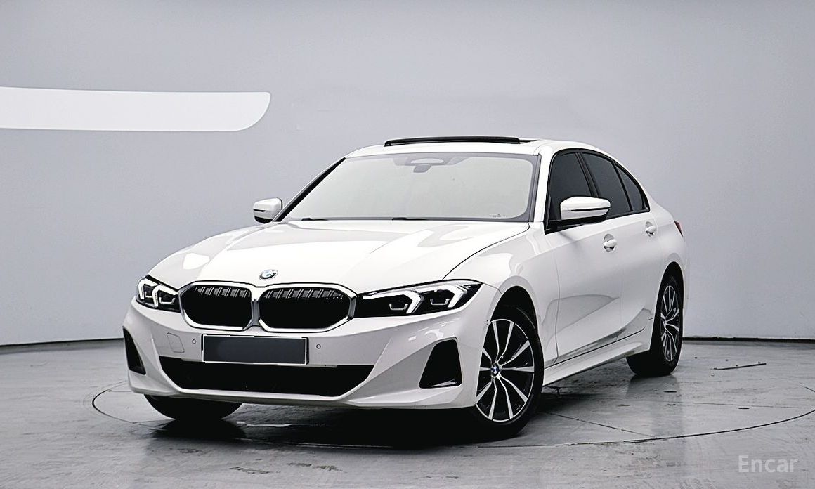 2023 BMW 3 серии VII (G2x) 320i с пробегом 25 508 км