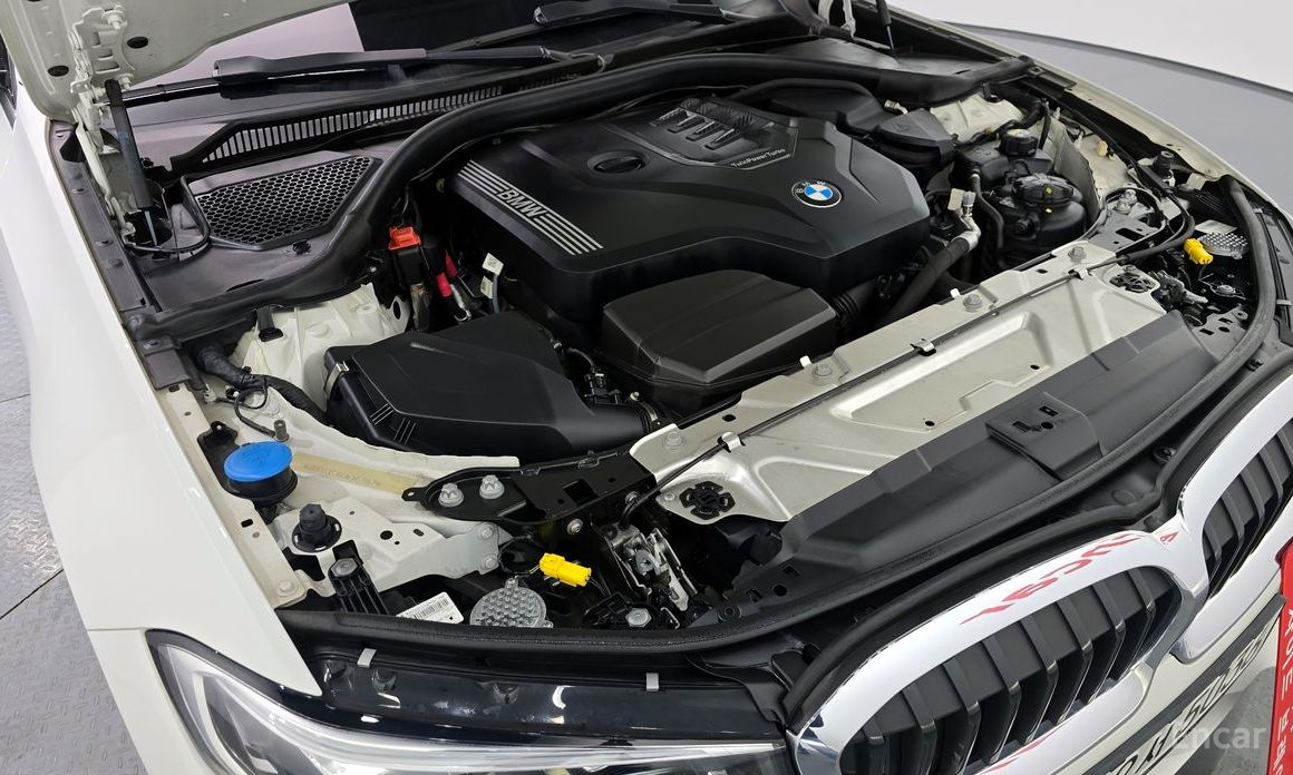2022 BMW 3 серии VII (G2x) 320i с пробегом 74 402 км