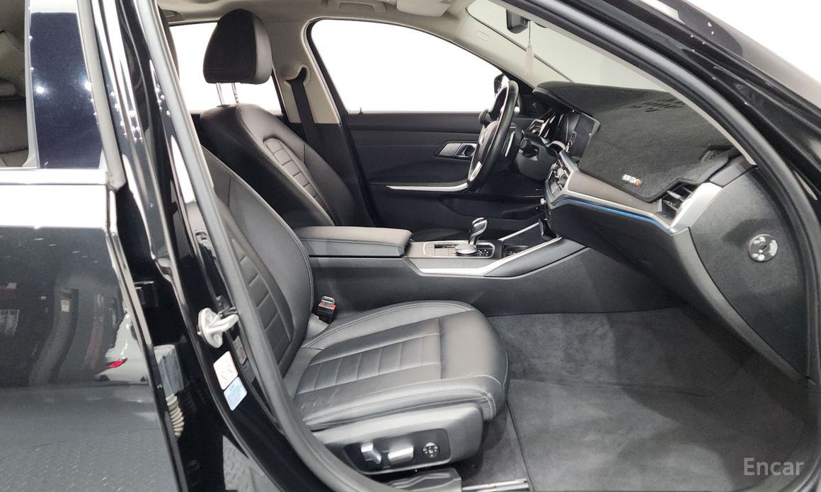 2021 BMW 3 серии VII (G2x) 330e Luxury с пробегом 63 391 км