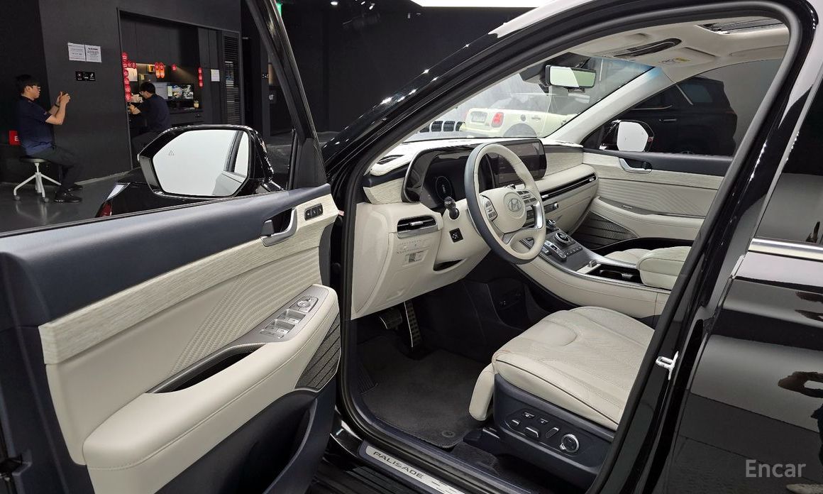 2023 Hyundai Palisade I Рестайлинг Diesel 2.2 2WD Calligraphy с пробегом 39 235 км