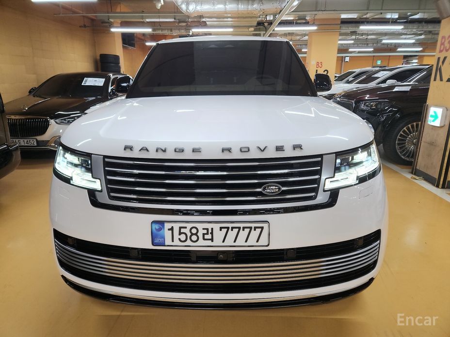 2023 Land Rover Range Rover V P530 SV Long Wheel Base с пробегом 30 000 км