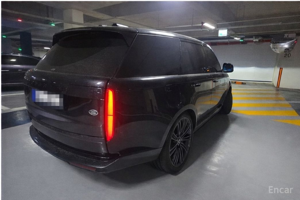 2023 Land Rover Range Rover V P530 Autobiography Long Wheel Base с пробегом 15 000 км