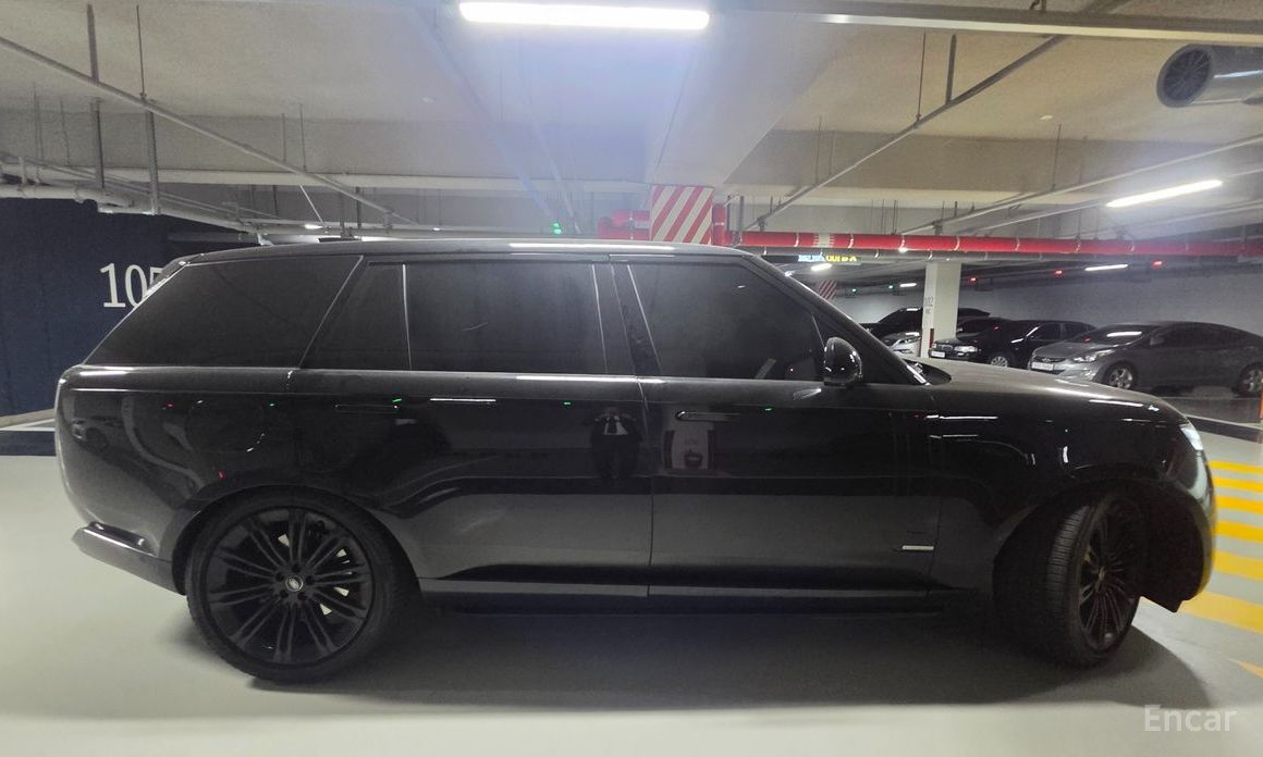 2023 Land Rover Range Rover V P530 Autobiography Long Wheel Base с пробегом 15 000 км