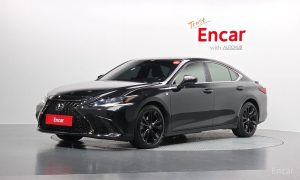 2023 Lexus ES VII Рестайлинг F-Sport с пробегом 56 465 км