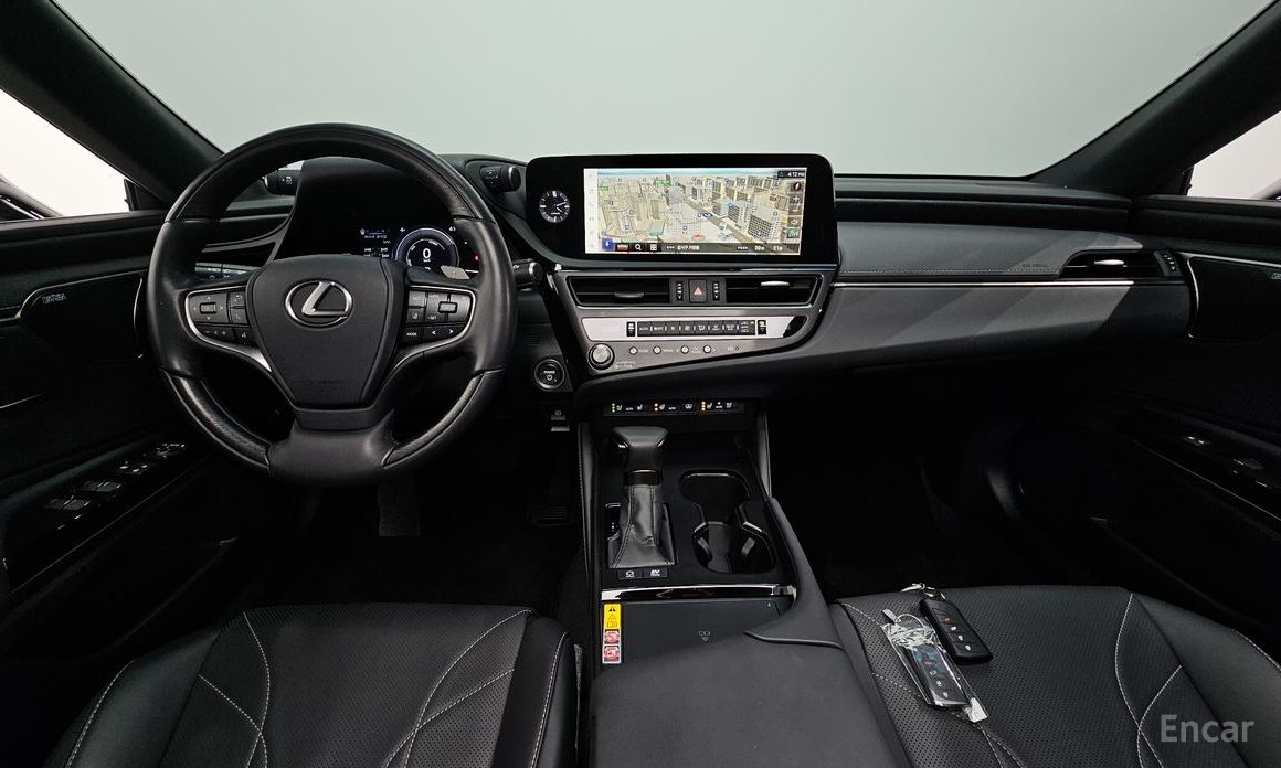 2023 Lexus ES VII Рестайлинг Executive с пробегом 37 344 км