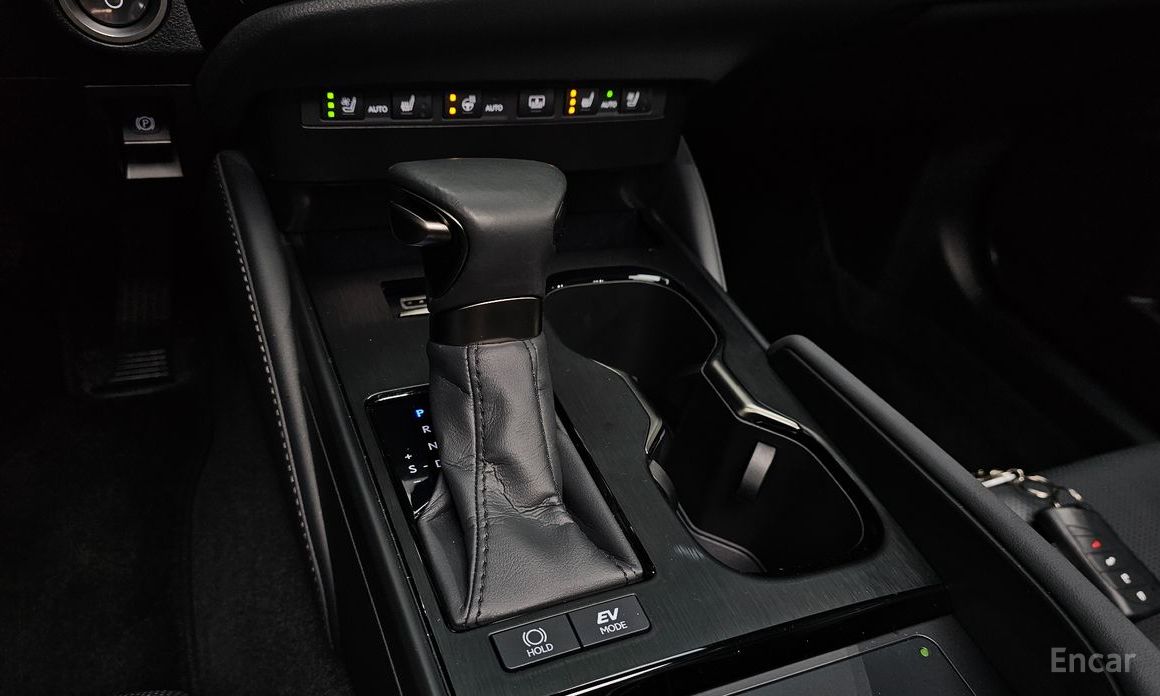 2023 Lexus ES VII Рестайлинг Executive с пробегом 37 344 км