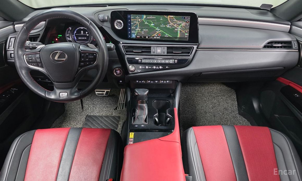 2023 Lexus ES VII Рестайлинг F-Sport с пробегом 56 465 км