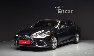 2023 Lexus ES VII Рестайлинг Luxury Plus с пробегом 44 994 км