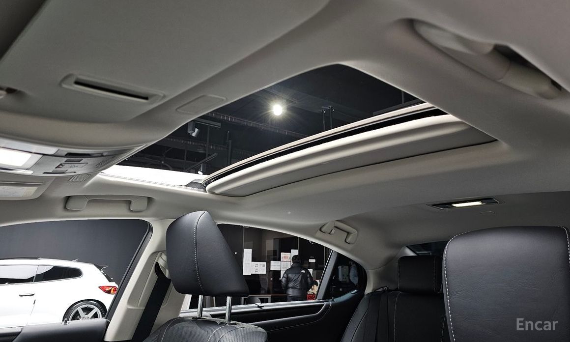 2023 Lexus ES VII Рестайлинг Executive с пробегом 37 344 км