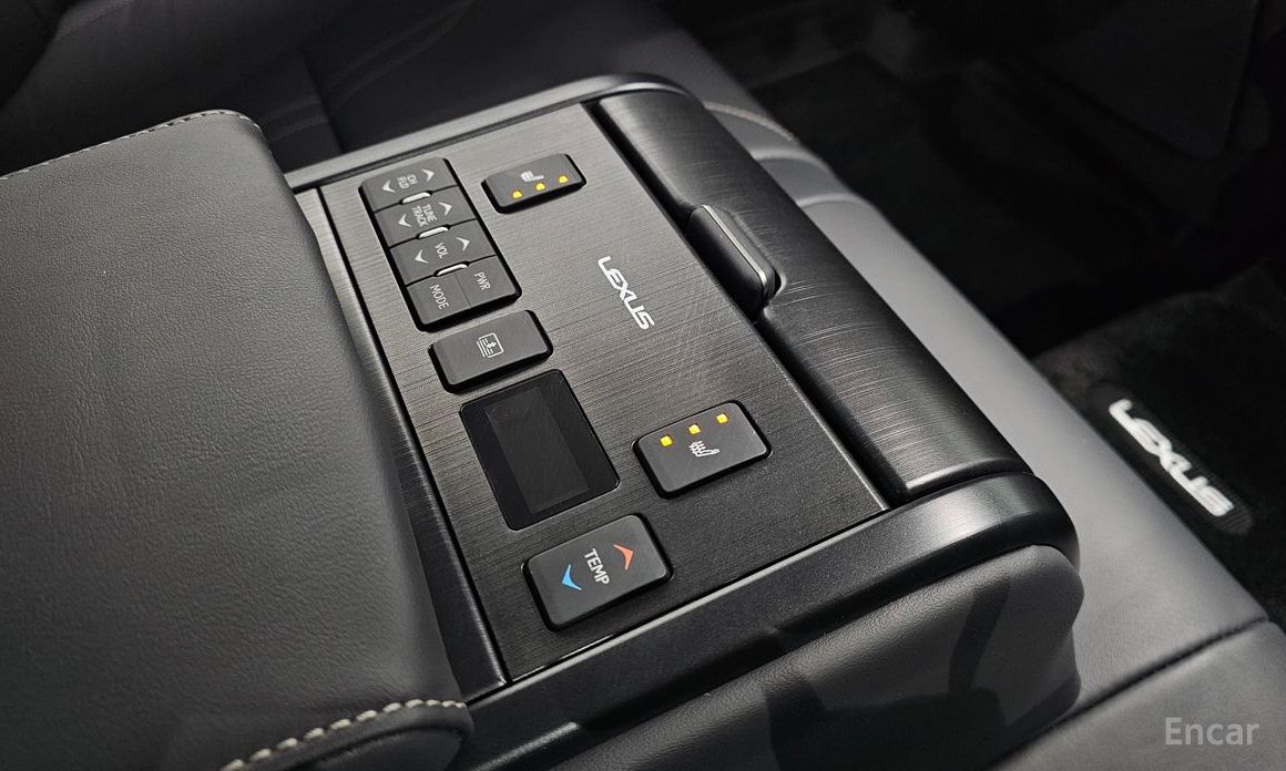 2023 Lexus ES VII Рестайлинг Executive с пробегом 37 344 км
