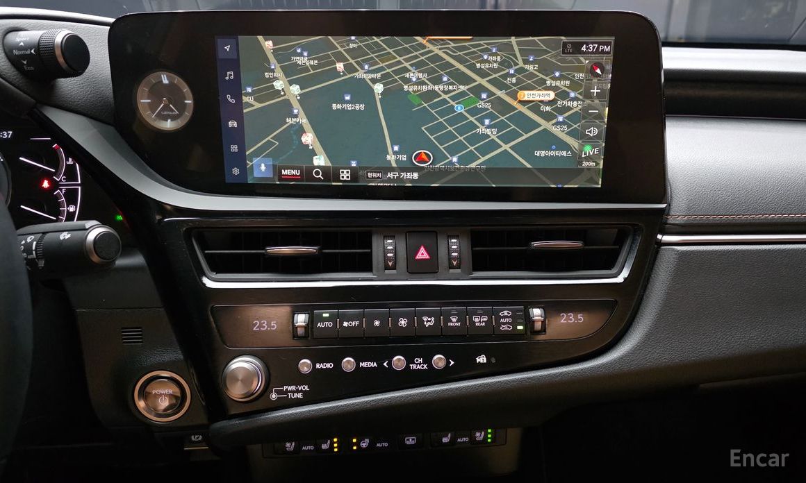 2023 Lexus ES VII Рестайлинг Luxury Plus с пробегом 44 994 км
