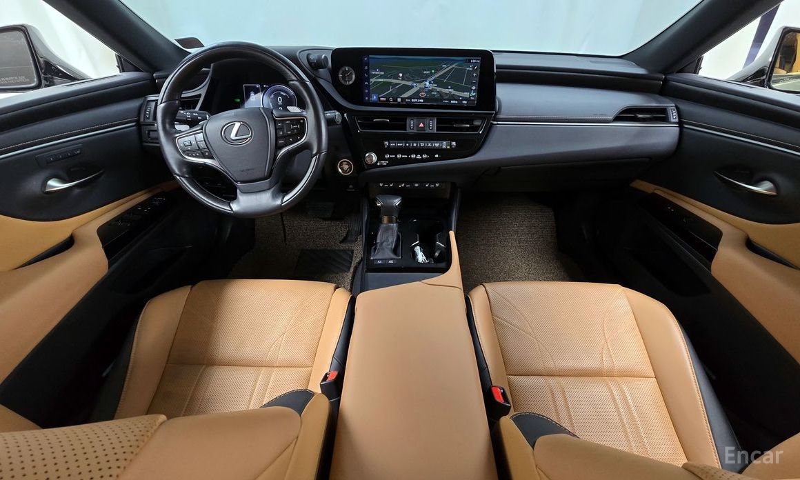 2023 Lexus ES VII Рестайлинг Luxury Plus с пробегом 82 511 км