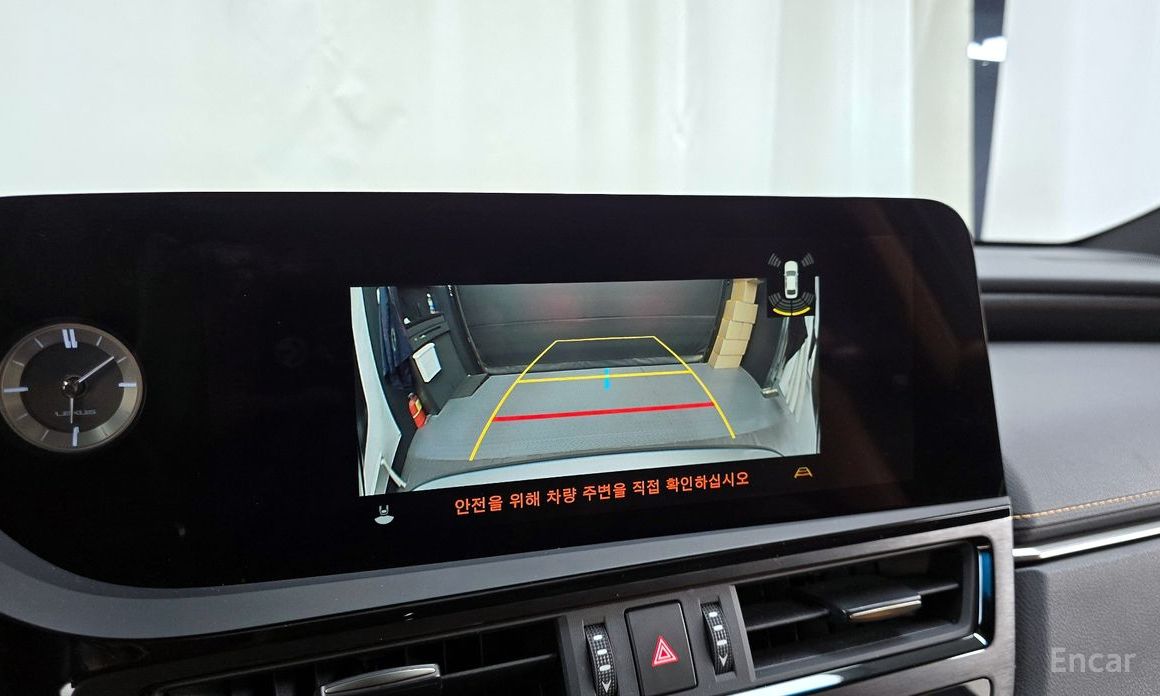 2023 Lexus ES VII Рестайлинг Luxury Plus с пробегом 82 511 км