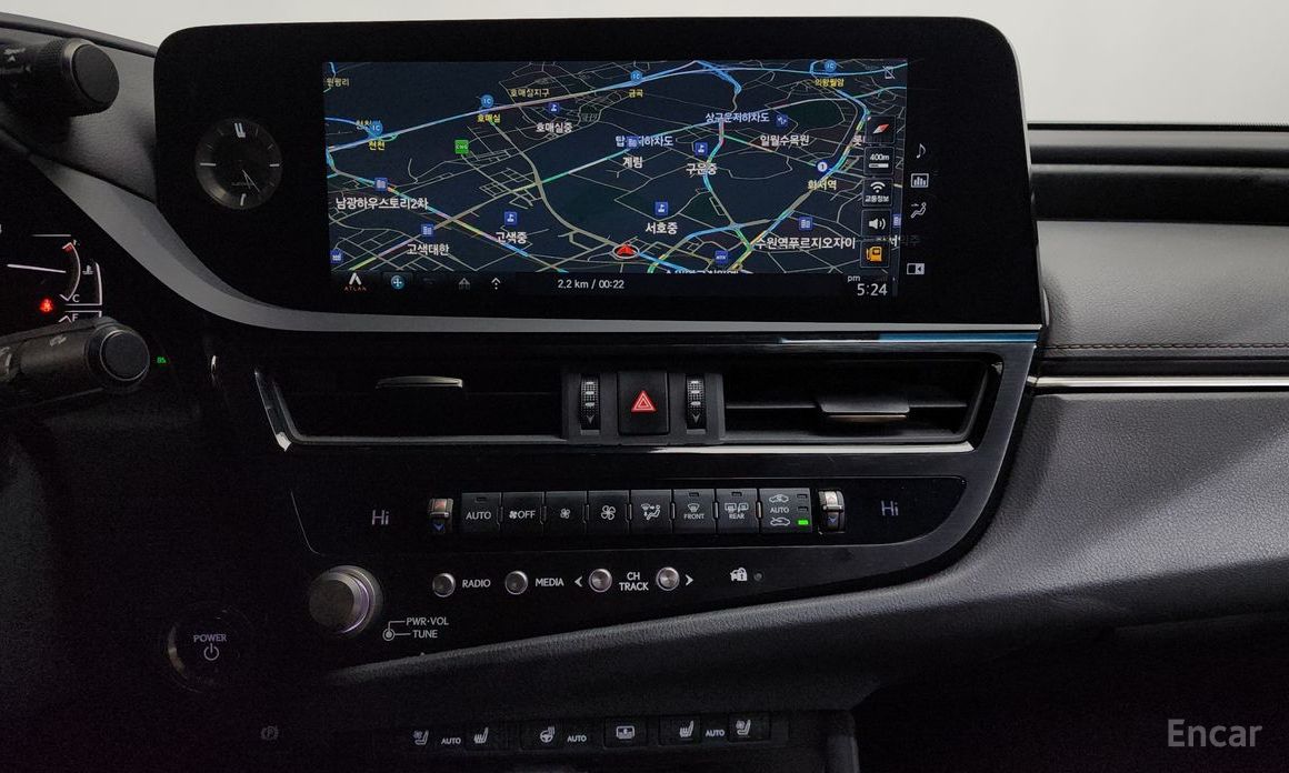 2022 Lexus ES VII Рестайлинг Luxury Plus с пробегом 84 959 км