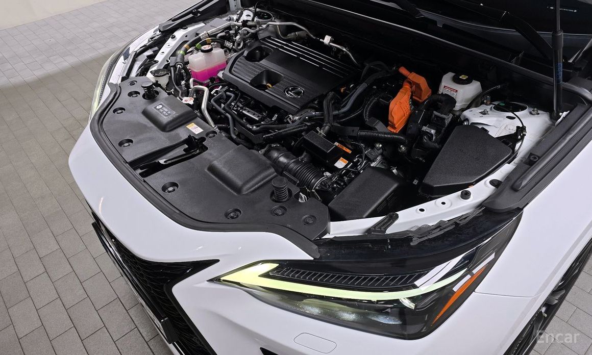 2022 Lexus NX II F-Sport с пробегом 83 584 км