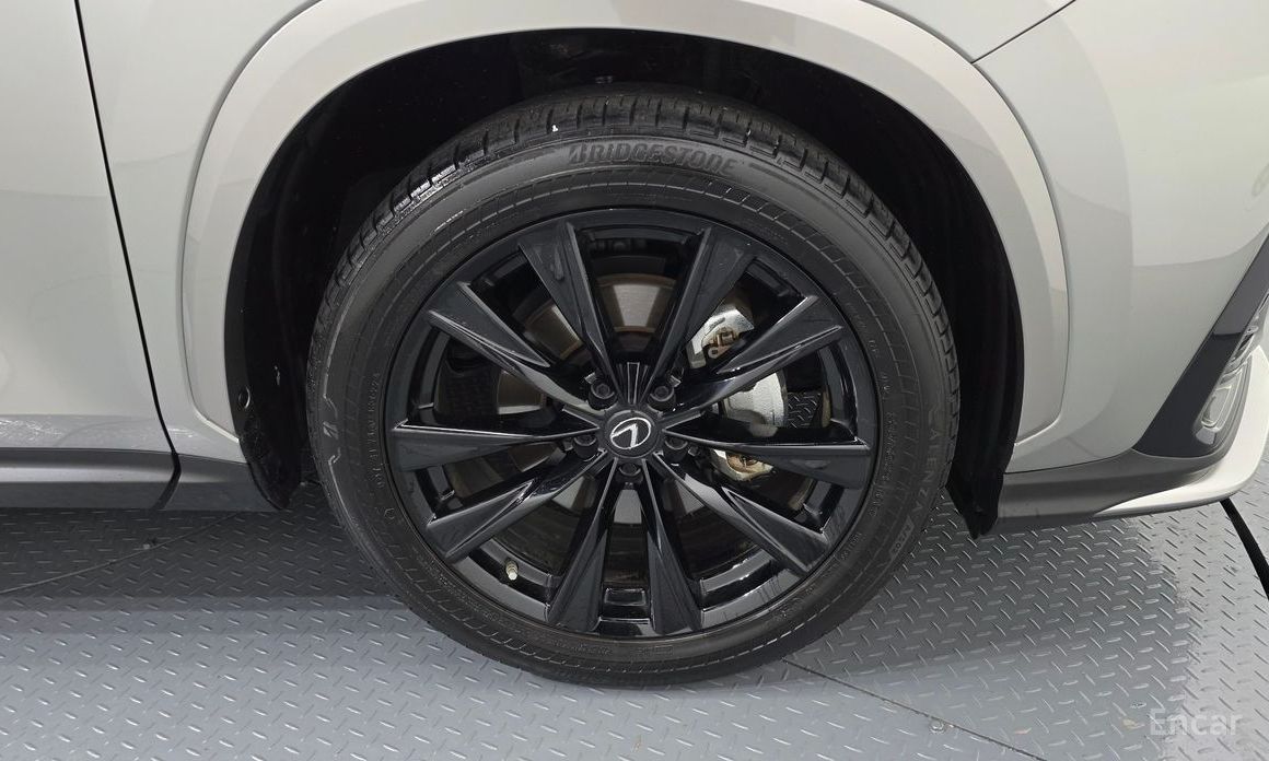 2022 Lexus NX II F-Sport с пробегом 50 085 км