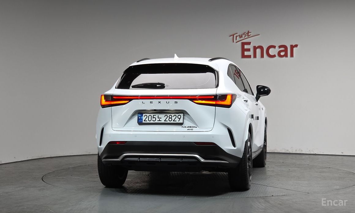 2023 Lexus NX II F-Sport с пробегом 22 158 км