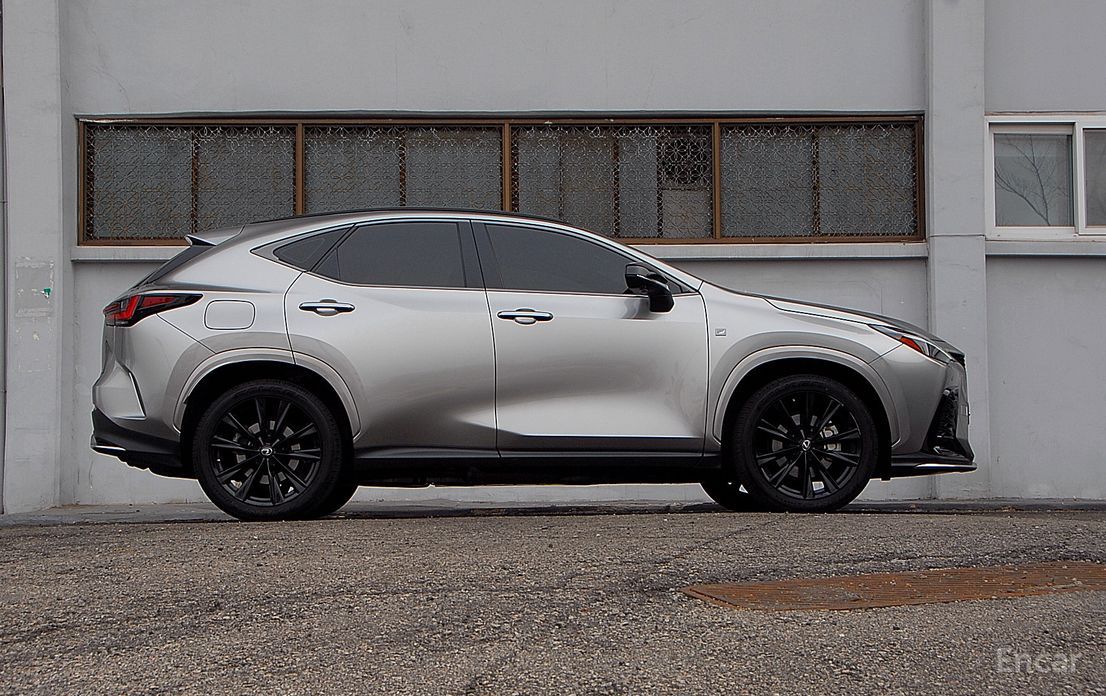 2023 Lexus NX II F-Sport с пробегом 53 515 км
