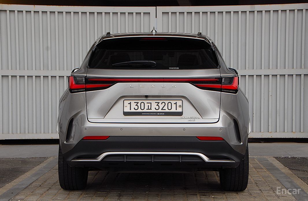 2023 Lexus NX II F-Sport с пробегом 53 515 км