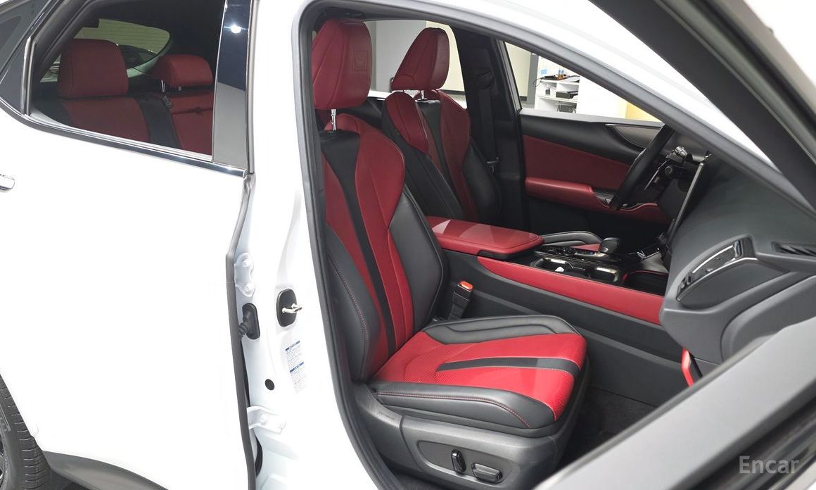 2023 Lexus NX II F-Sport с пробегом 22 158 км