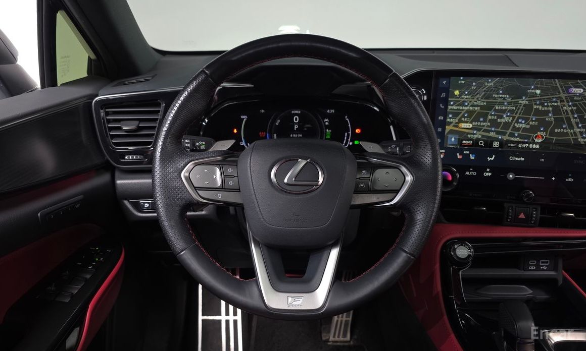 2023 Lexus NX II F-Sport с пробегом 22 158 км