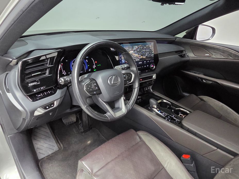 2023 Lexus RX V Luxury с пробегом 63 150 км