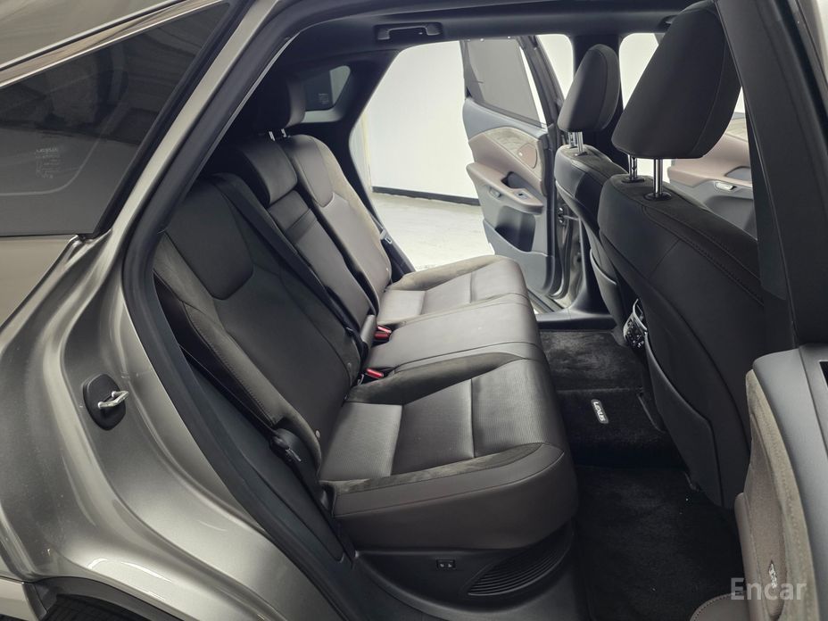 2023 Lexus RX V Luxury с пробегом 63 150 км