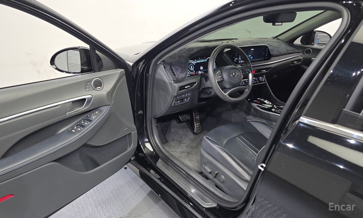 2021 Hyundai Sonata VIII (DN8) 1.6 Turbo Inspiration с пробегом 127 717 км