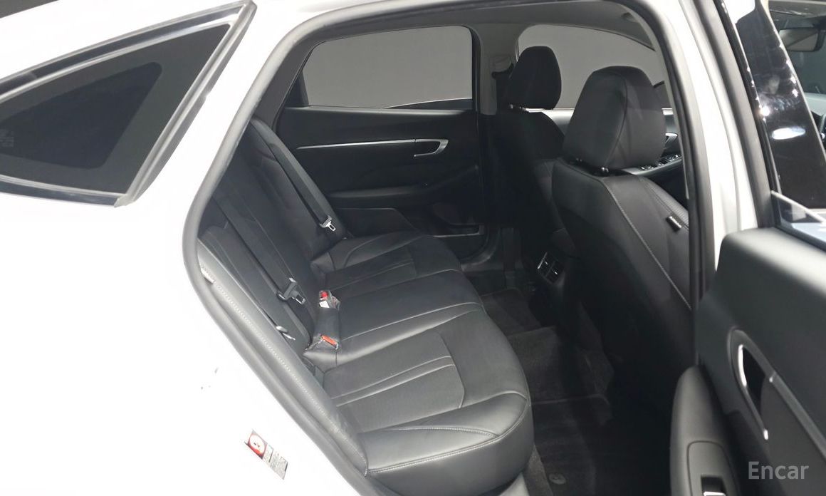 2022 Hyundai Sonata VIII (DN8) 2.0 Modern с пробегом 63 397 км