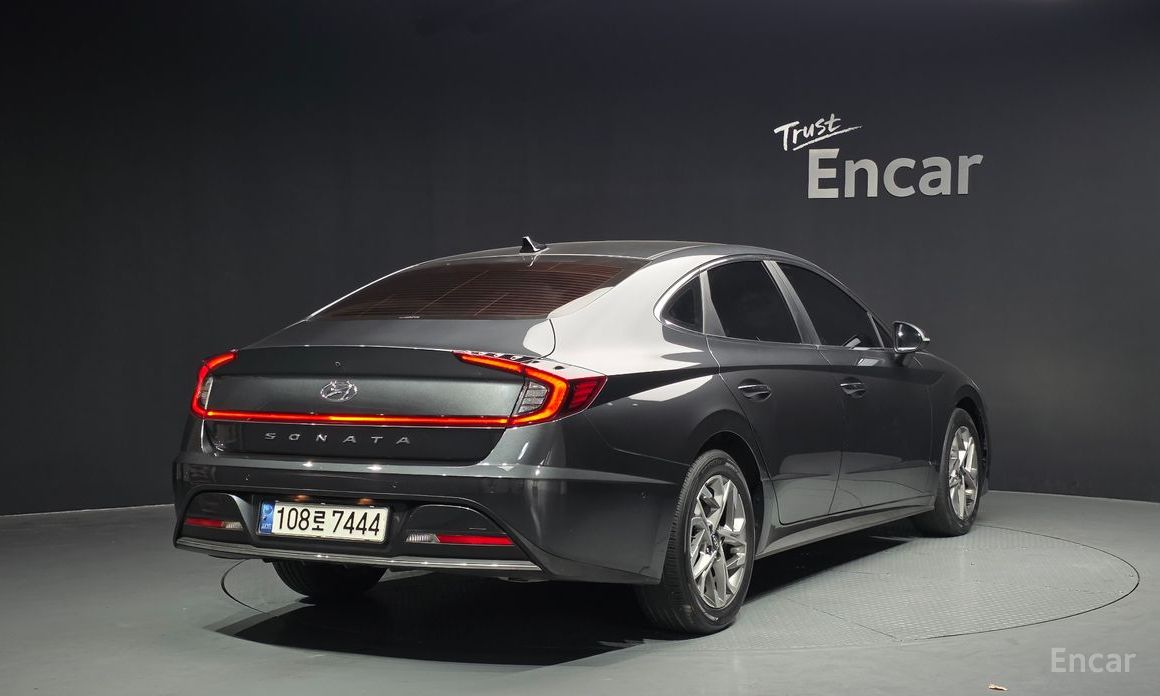 2021 Hyundai Sonata VIII (DN8) 2.0 Premium Family с пробегом 48 768 км
