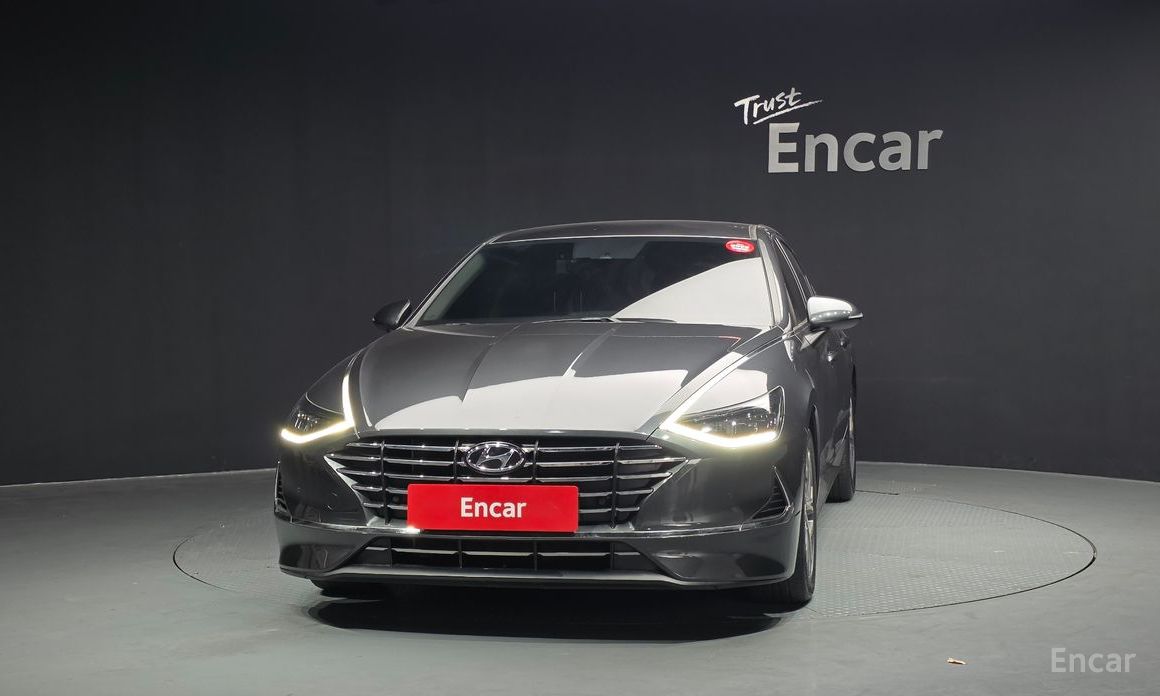 2021 Hyundai Sonata VIII (DN8) 2.0 Premium Family с пробегом 48 768 км