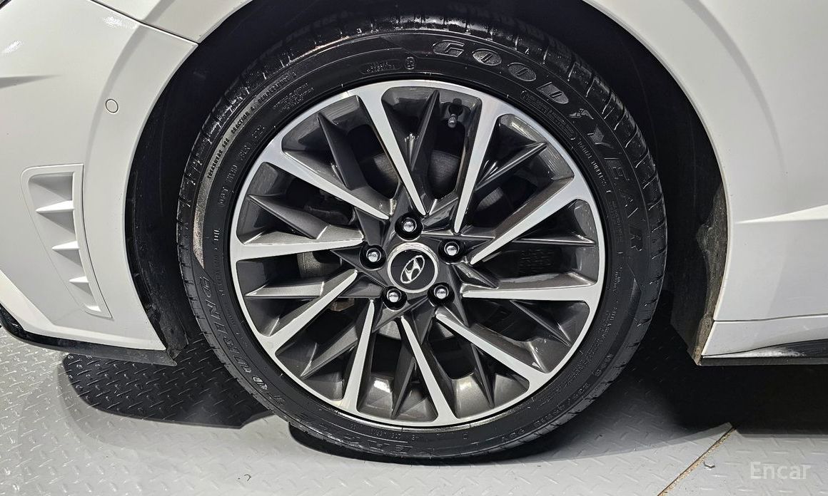 2022 Hyundai Sonata VIII (DN8) 1.6 Turbo Inspiration с пробегом 46 180 км