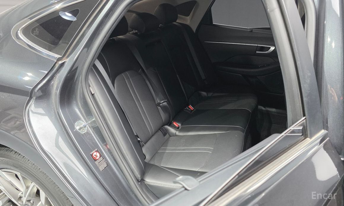 2021 Hyundai Sonata VIII (DN8) 2.0 Premium Family с пробегом 48 768 км