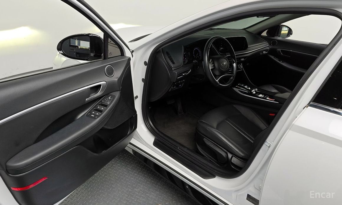 2022 Hyundai Sonata VIII (DN8) 2.0 Modern с пробегом 43 362 км