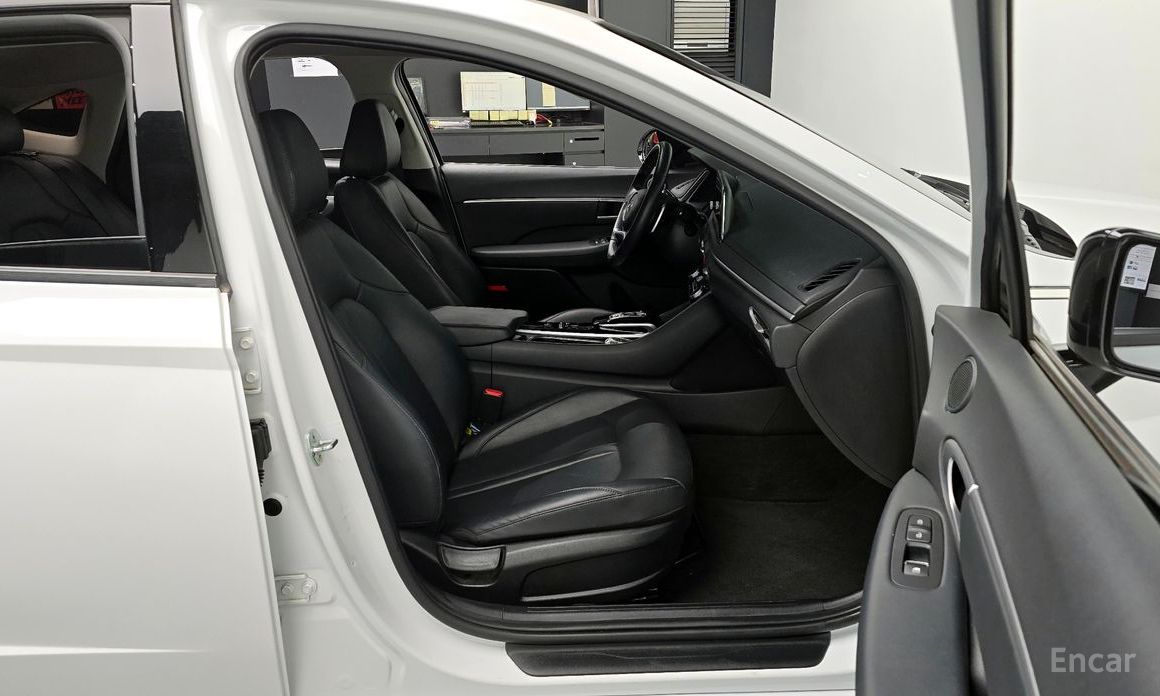 2022 Hyundai Sonata VIII (DN8) 2.0 Modern с пробегом 43 362 км