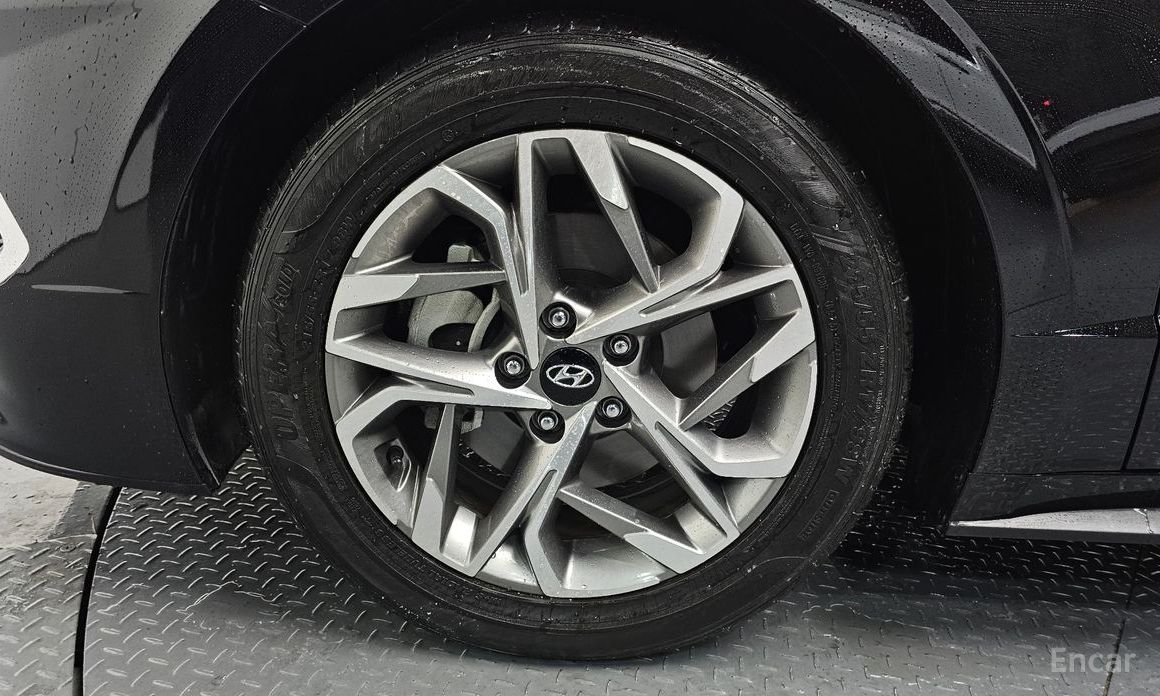 2021 Hyundai Sonata VIII (DN8) 2.0 Premium Family с пробегом 51 179 км