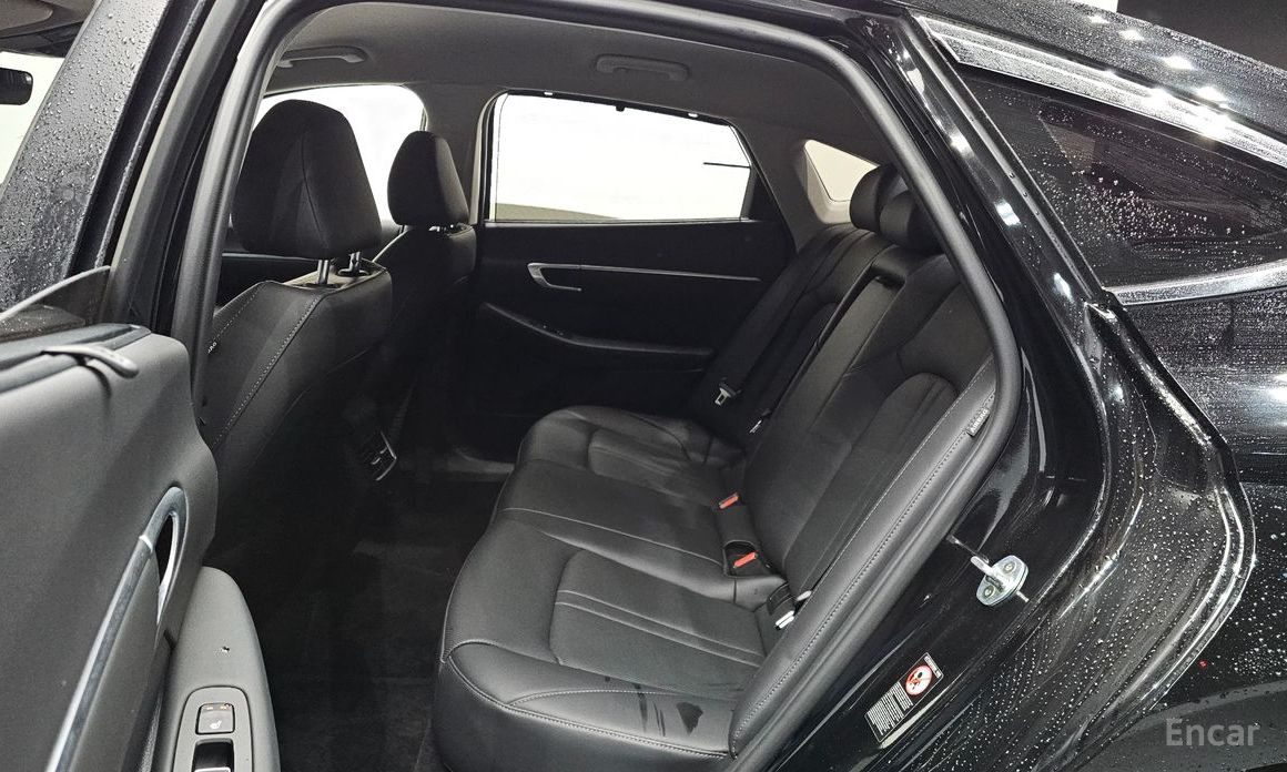 2021 Hyundai Sonata VIII (DN8) 2.0 Premium Family с пробегом 51 179 км