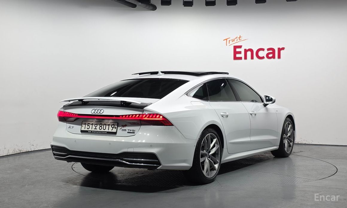 2020 Audi A7 II (4K) 55 TFSI Quattro Premium с пробегом 24 089 км