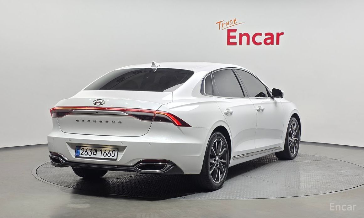 2022 Hyundai Grandeur VI Рестайлинг 2.5 Le Blanc с пробегом 59 728 км
