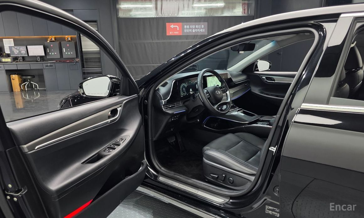 2022 Hyundai Grandeur VI Рестайлинг 2.5 Le Blanc с пробегом 52 406 км